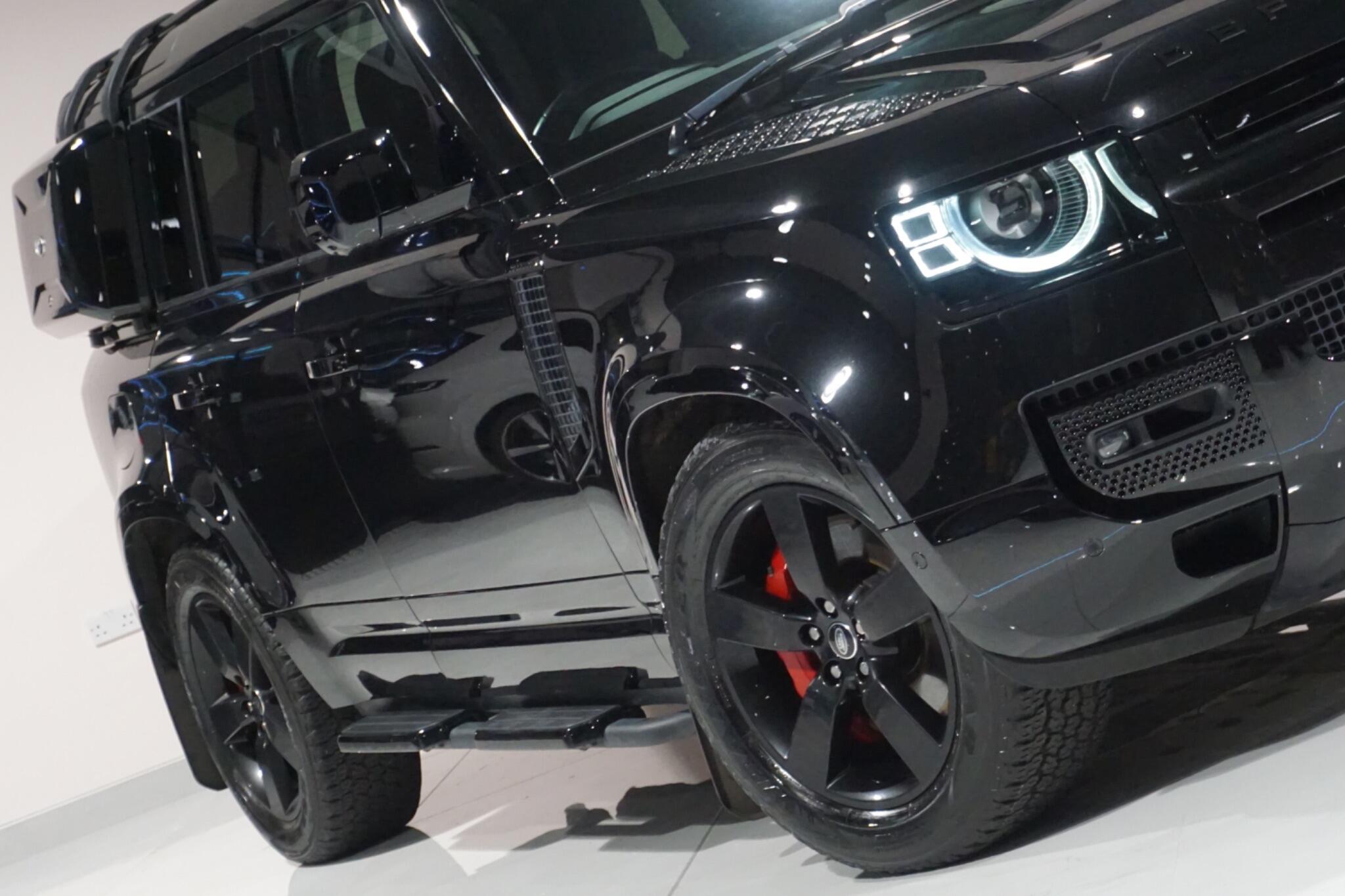 Land Rover Defender 110 2.0 P400e 15.4kWh XS Edition SUV 5dr Petrol Plug-in Hybrid Auto 4WD Euro 6 (s/s) (404 ps)